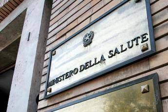 ministero salute diffida vendita integratori e simili in polvere da sniffare 2