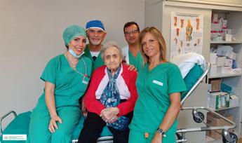 anziani a 106 anni pacemaker e intervento al femore in pochi mesi sta bene 2