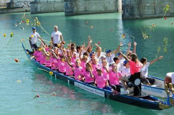 tumori cardiobreast dragon boat riparte da roma la gara delle pagaiatrici in rosa 2