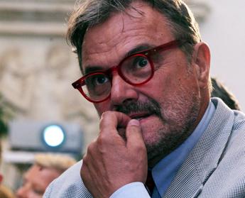 oliviero toscani piu appeal mestiere medico pagateli di piu 2