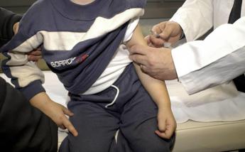 vaccini vallefuoco fimp campania vaccinare i bambini per un futuro sano e protetto 2